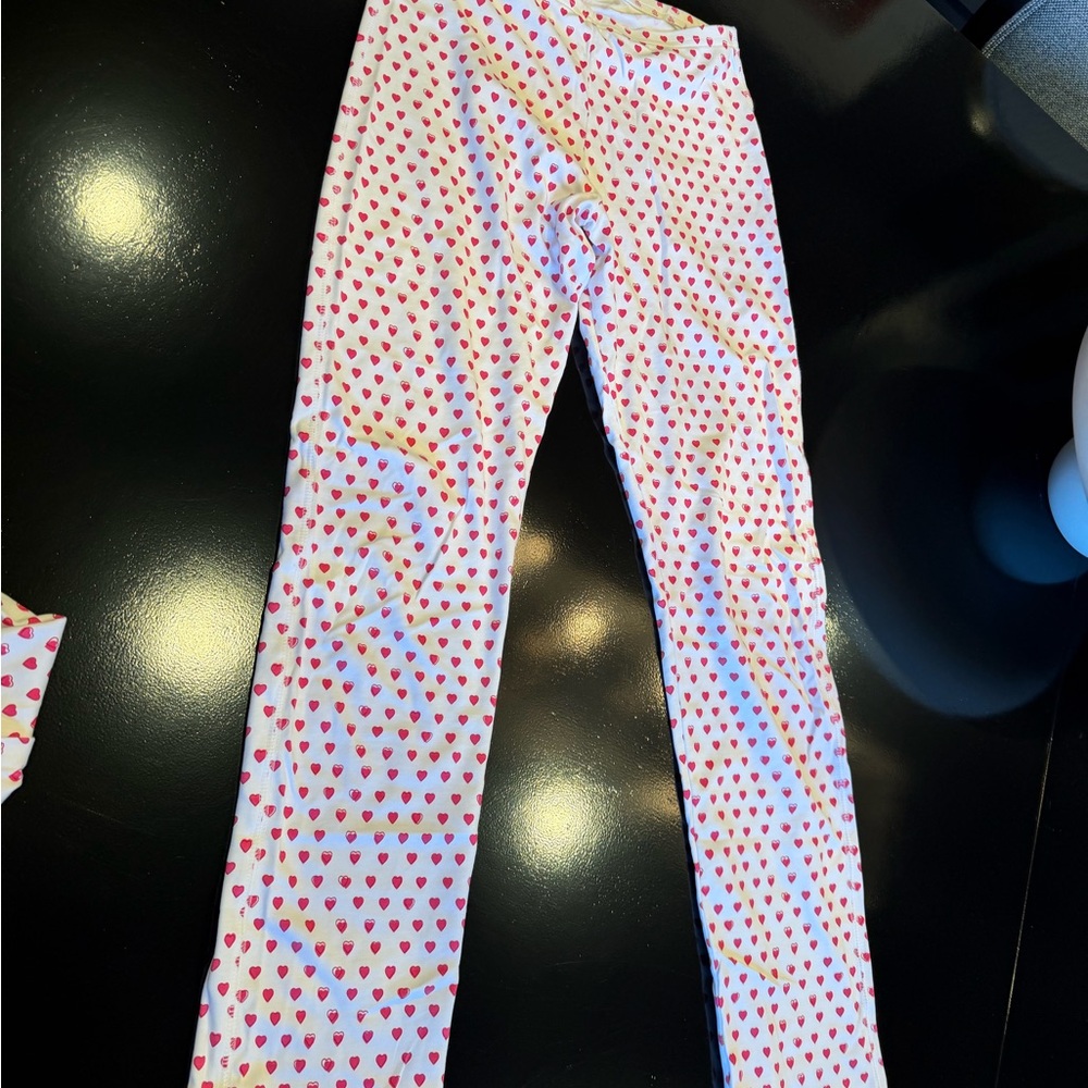 Roller Rabbit White Pajama Set with Pink Hearts - Picture 2 of 5